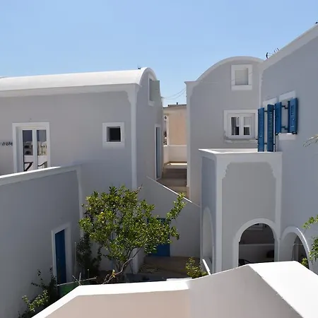 Wisteria * Karterados (Santorini)