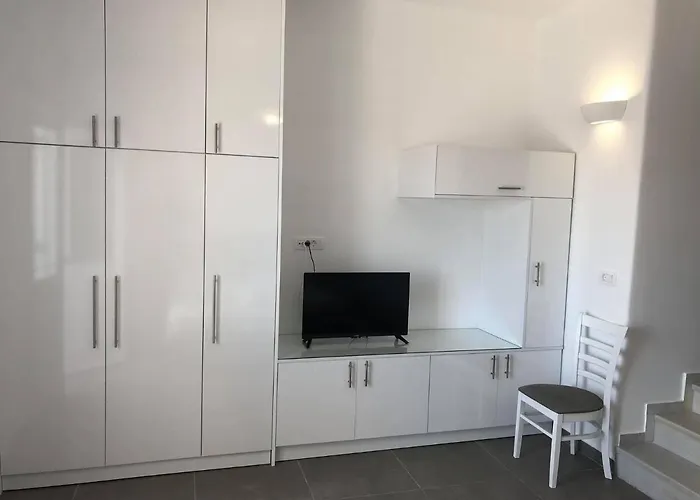 Wisteria Διαμέρισμα Καρτεράδος