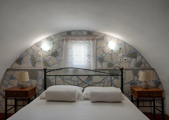 Wisteria Καρτεράδος